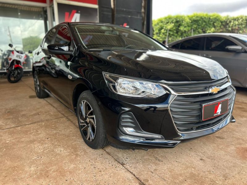 Vista principal de CHEVROLET Onix Sedan Plus LT 1.0T 12v 2025