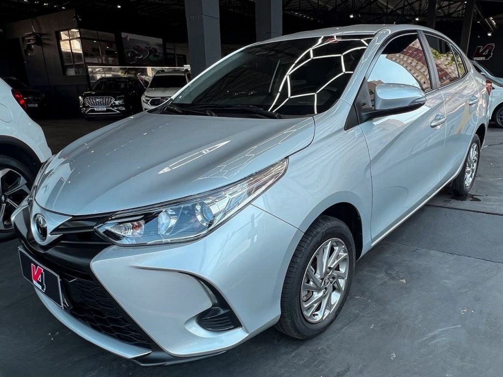 TOYOTA Yaris XS 1.5 16v 2025