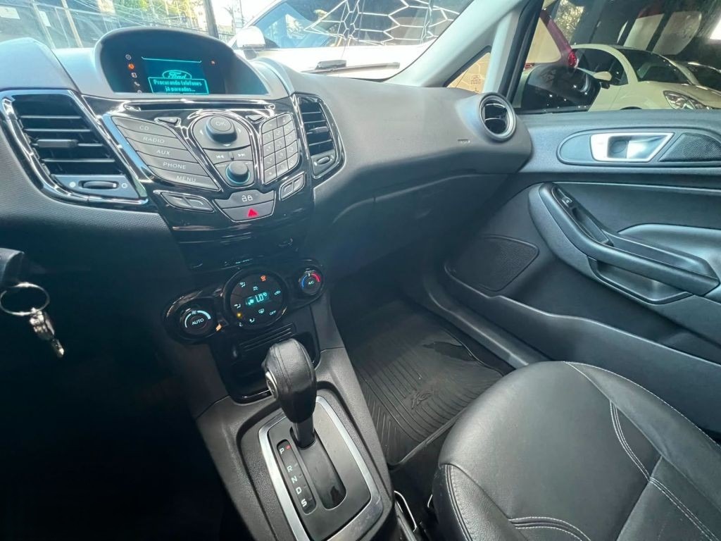FORD Fiesta Hatch Titanium 1.6 16v PowerShift 2014 - miniatura 7