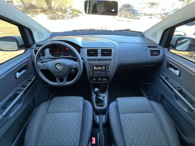 VOLKSWAGEN Fox Trendline 1.0 12v 4p. 2017 - miniatura 11