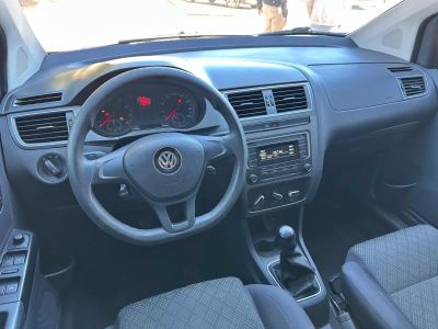 VOLKSWAGEN Fox Trendline 1.0 12v 4p. 2017 - miniatura 12