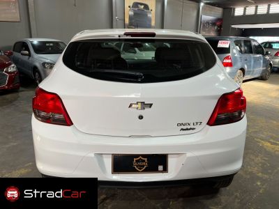 CHEVROLET Onix LTZ 1.4 2016 - miniatura 5