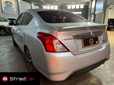 NISSAN Versa Unique 1.6 16v 2018 - miniatura 4