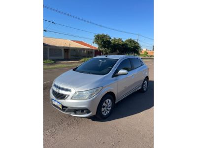 CHEVROLET Onix LT 1.0 2014 - miniatura 3