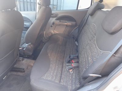 FIAT Uno Vivace 1.0 4p. 2013 - miniatura 10