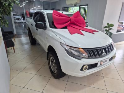 MITSUBISHI L200 Triton GL 2.4TDi 16v 4X4 C.D. 2022 - miniatura 3