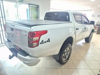 MITSUBISHI L200 Triton GL 2.4TDi 16v 4X4 C.D. 2022 - miniatura 4
