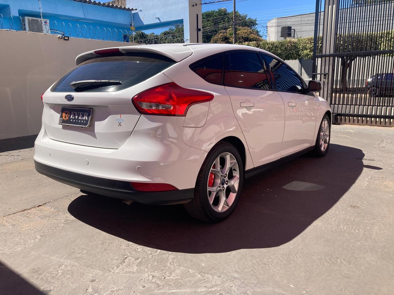 FORD Focus Fastback SE 2.0 16v Powershift 2016 - miniatura 5