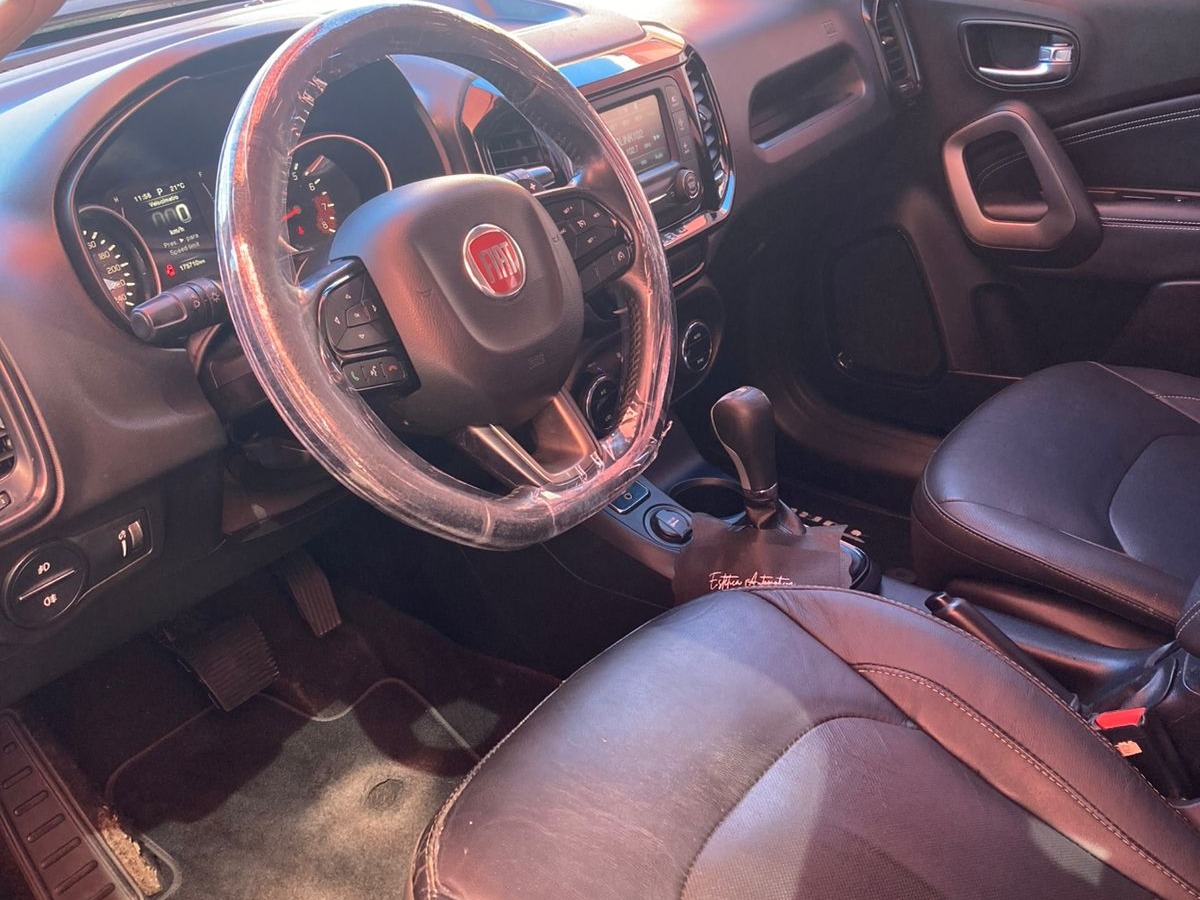 FIAT Toro Freedom Openning Edition 1.8 16v 2017 - miniatura 4