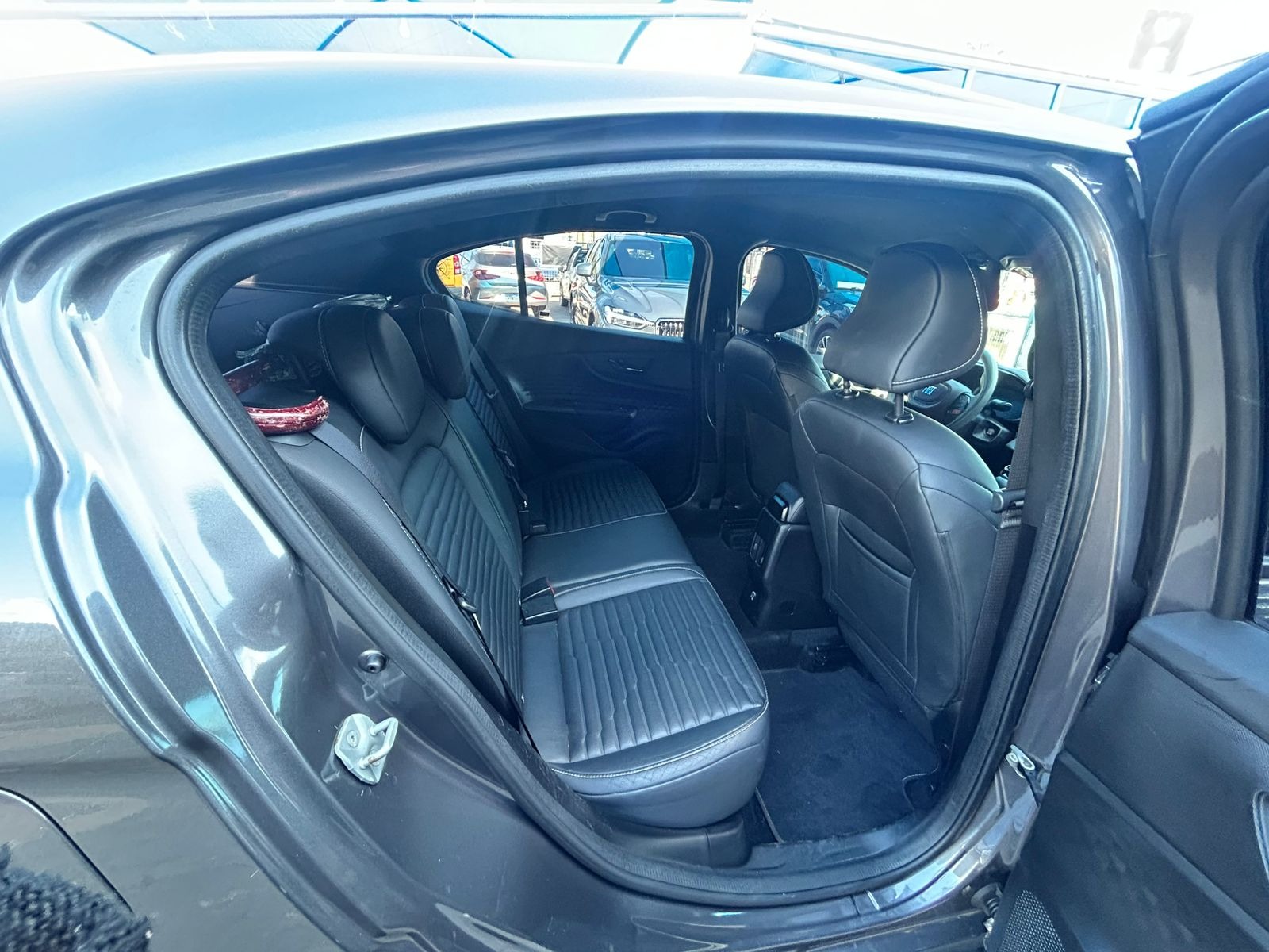 FIAT Fastback Limited Edition 1.3T 16v 2023 - miniatura 5