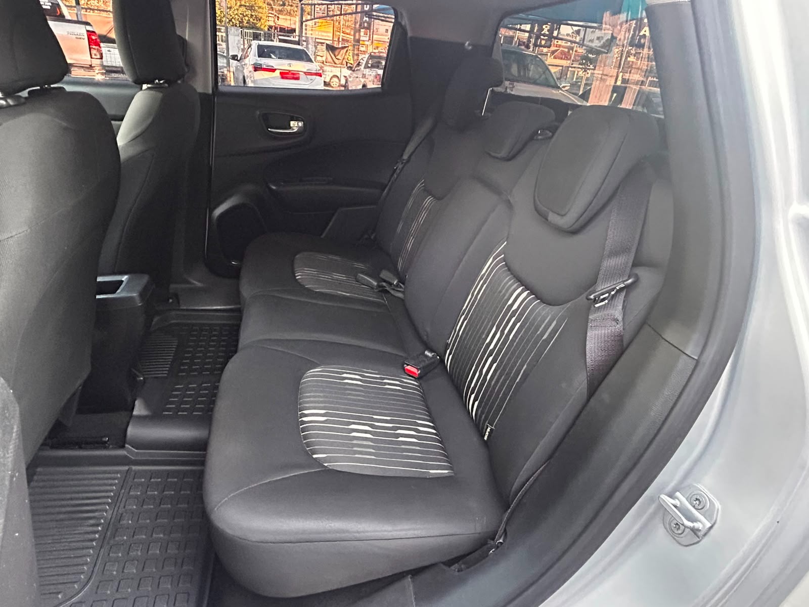FIAT Toro Freedom 1.8 16v 2017 - miniatura 6