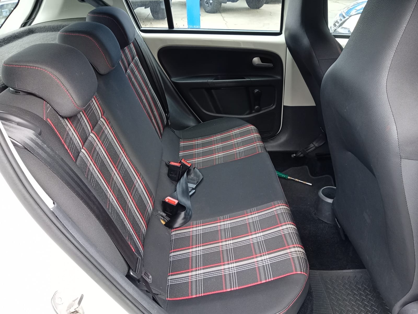 VOLKSWAGEN Up Move 1.0 12v TSi 4p. 2018 - miniatura 5