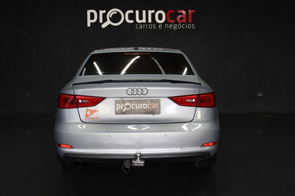 AUDI A3 Sedan Attraction 1.4 TFSi 16v 2016 - miniatura 8