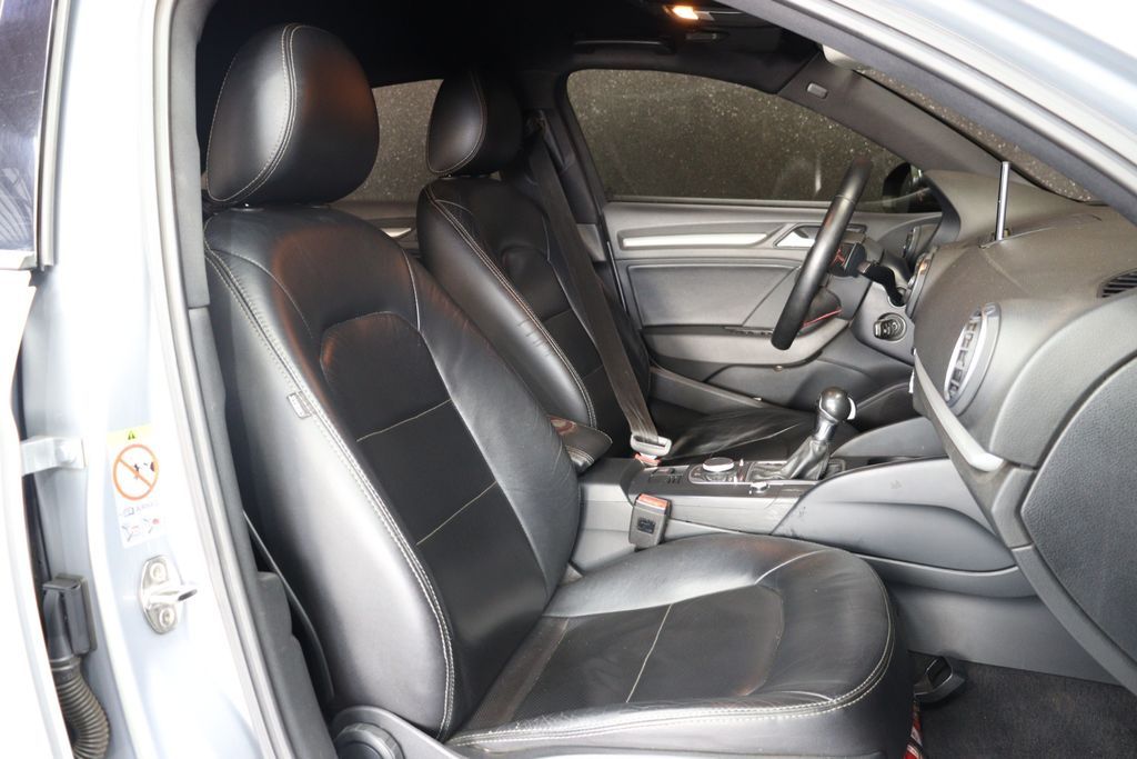 AUDI A3 Sedan Attraction 1.4 TFSi 16v 2016 - miniatura 10