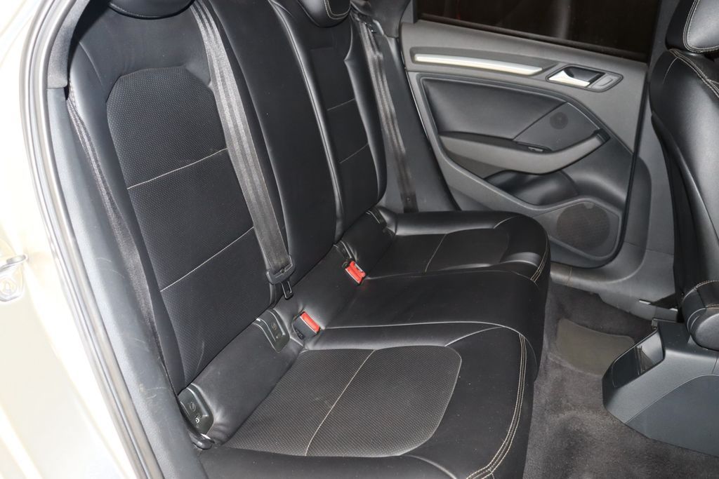 AUDI A3 Sedan Attraction 1.4 TFSi 16v 2016 - miniatura 11