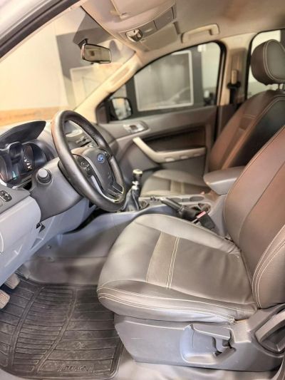 FORD Ranger XLT 3.2TDCi 20v 4x4 C.D. 2013 - miniatura 9