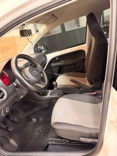 VOLKSWAGEN Up Take 1.0 12v 4p. 2016 - miniatura 8