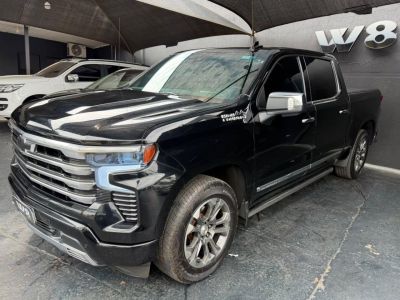 CHEVROLET Silverado 1500 High Country 5.3 V8 4x4 C.D. 2025 - miniatura 3