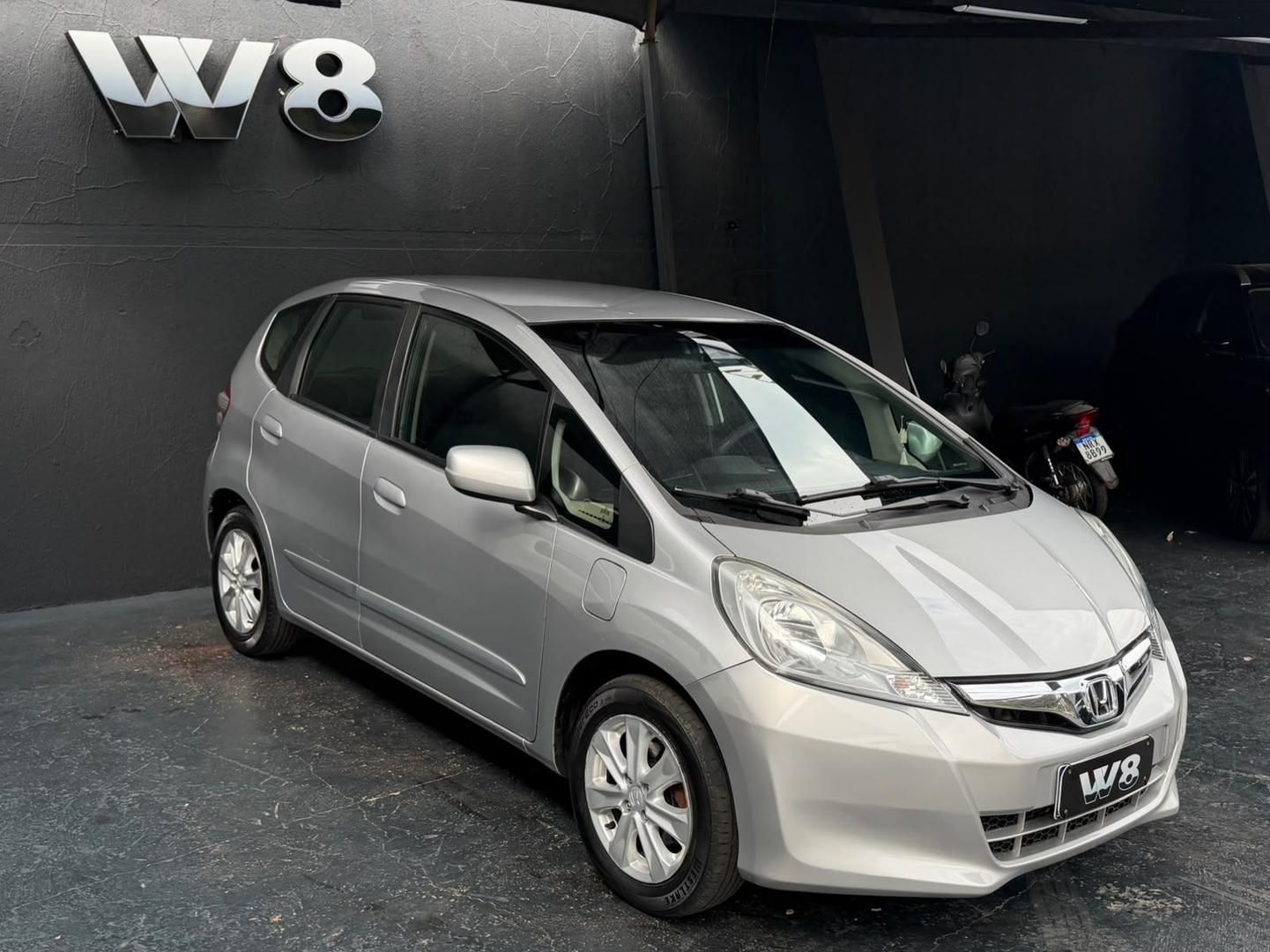 Vista principal de HONDA Fit LX 1.4 16v 2014