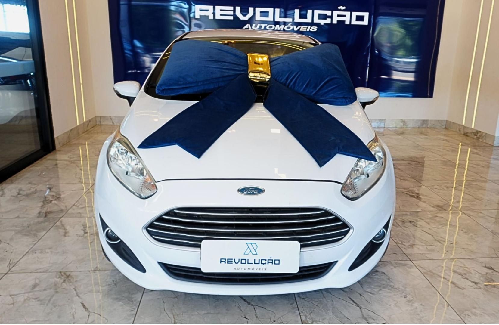 Vista principal de FORD Fiesta Hatch SE 1.6 2015