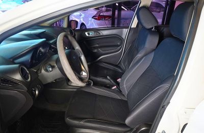 FORD Fiesta Hatch SE 1.6 2015 - miniatura 6