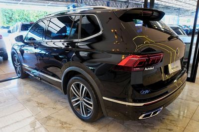VOLKSWAGEN Tiguan Allspace R-Line 2.0 16v TSi 2024 - miniatura 7