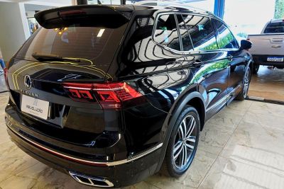VOLKSWAGEN Tiguan Allspace R-Line 2.0 16v TSi 2024 - miniatura 9