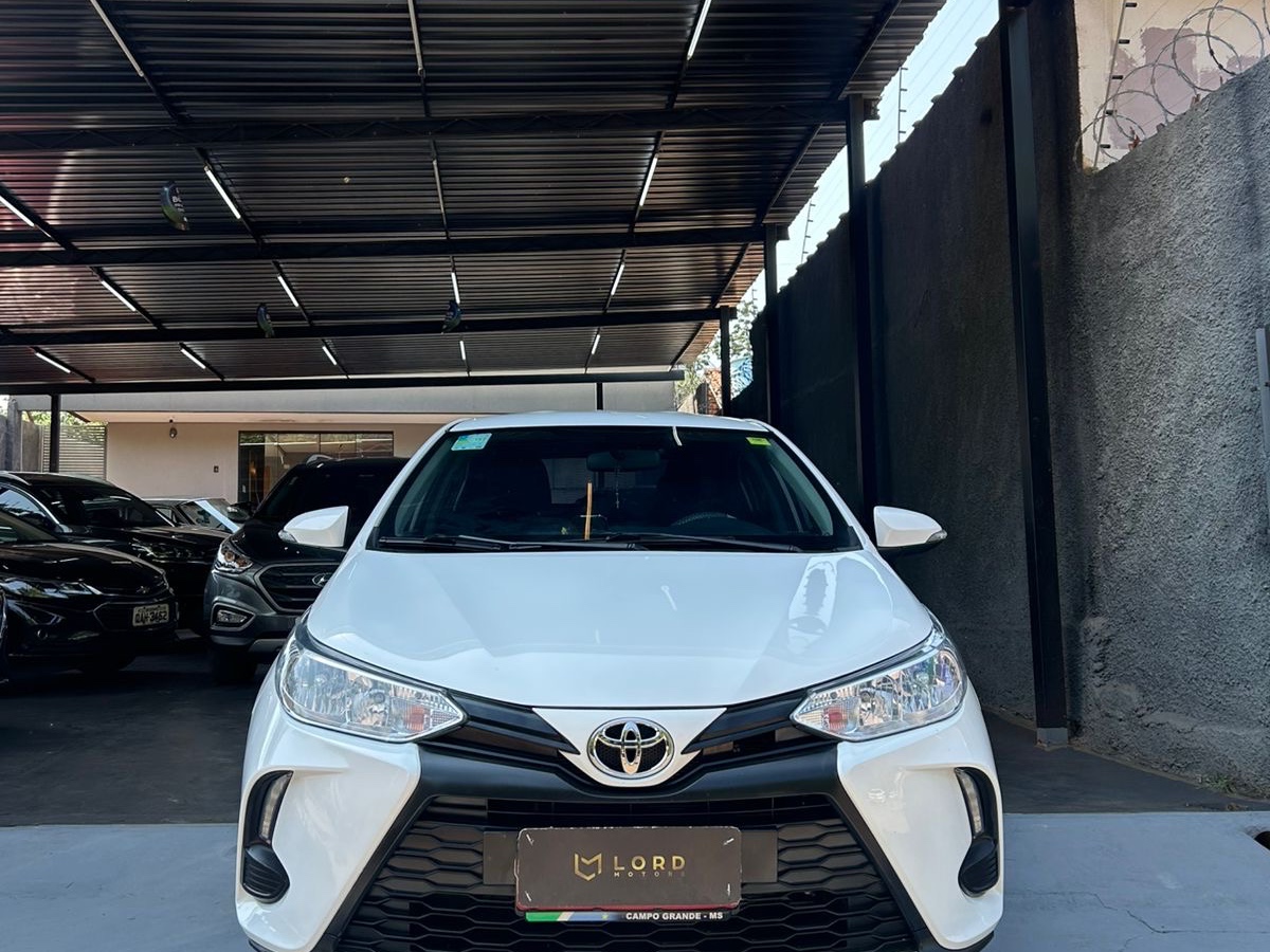 TOYOTA Yaris XL 1.5 16v 2024 - miniatura 2