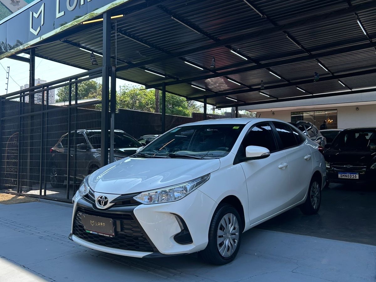 TOYOTA Yaris XL 1.5 16v 2024 - miniatura 4