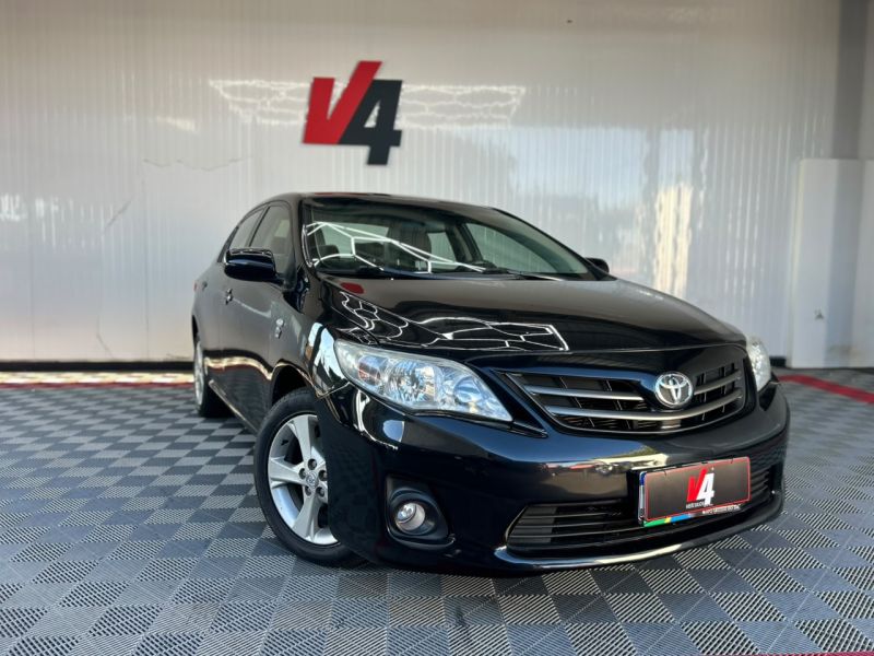 Vista principal de TOYOTA Corolla GLi 1.8 16v 2013