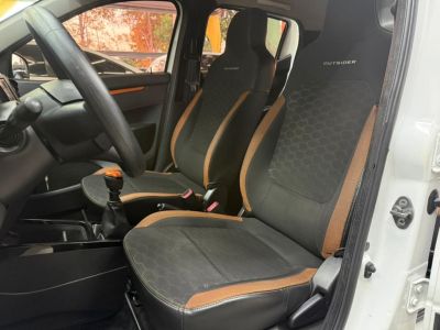 RENAULT Kwid Outsider 1.0 12v 2021 - miniatura 10