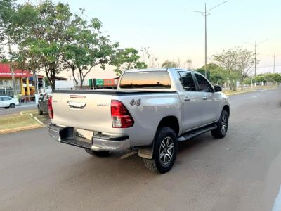 TOYOTA Hilux SR D4-D 2.8TDi 16v 4X4 C.D. 2021 - miniatura 5
