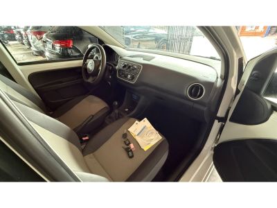 VOLKSWAGEN Up Take 1.0 12v 4p. 2015 - miniatura 9