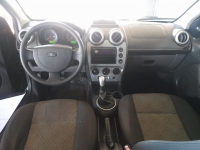FORD Fiesta Hatch SE 1.6 4p. 2014 - miniatura 8
