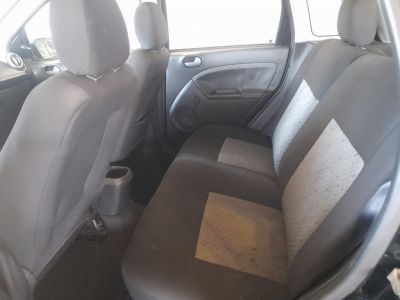 FORD Fiesta Hatch SE 1.6 4p. 2014 - miniatura 10