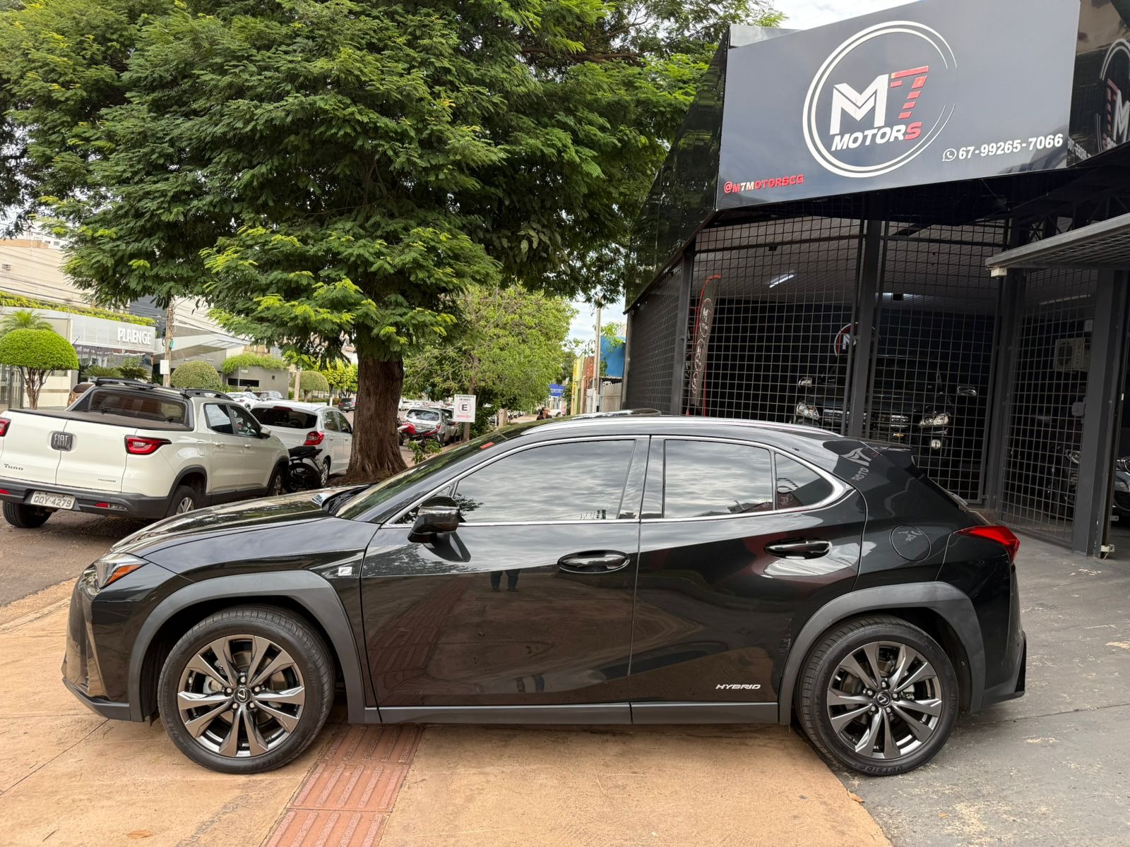 LEXUS UX 250h F-Sport 2.0 16v 2019 - miniatura 4