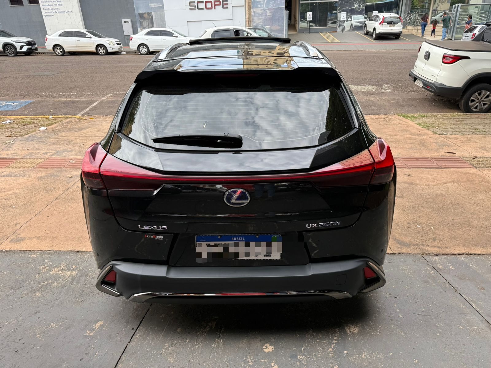 LEXUS UX 250h F-Sport 2.0 16v 2019 - miniatura 8