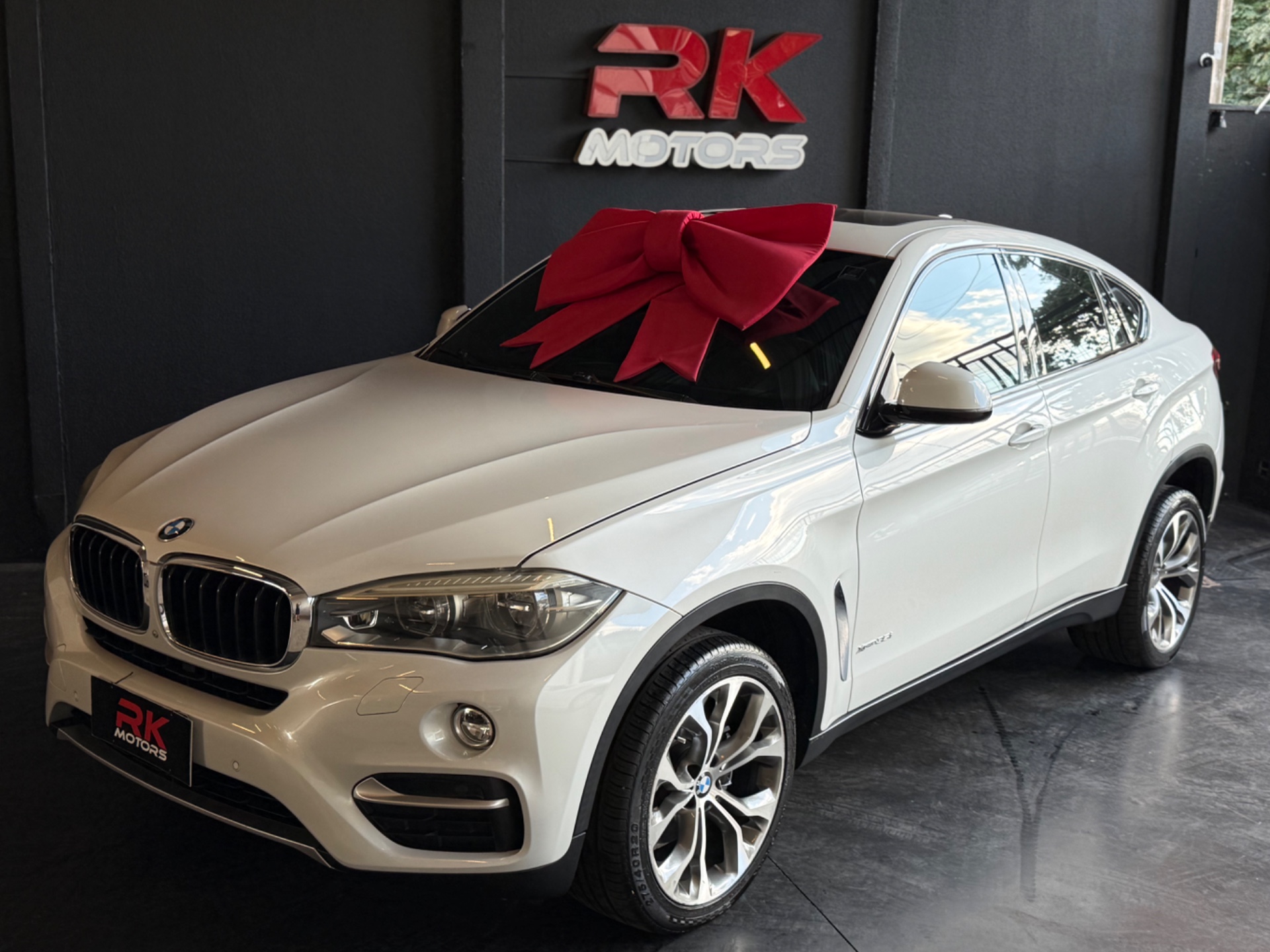 BMW X6 xDrive35i 3.0T 24v 2016