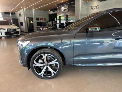VOLVO XC60 T-8 Ultimate Dark 2.0T 16v AWD 2024 - miniatura 2