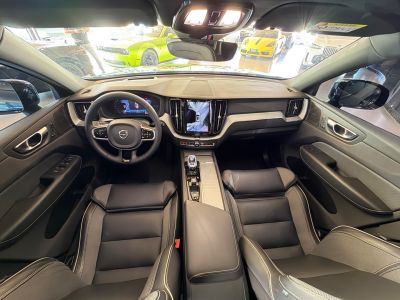 VOLVO XC60 T-8 Ultimate Dark 2.0T 16v AWD 2024 - miniatura 6