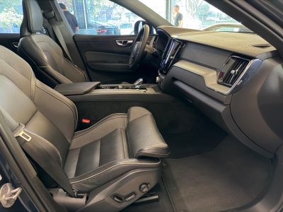 VOLVO XC60 T-8 Ultimate Dark 2.0T 16v AWD 2024 - miniatura 11