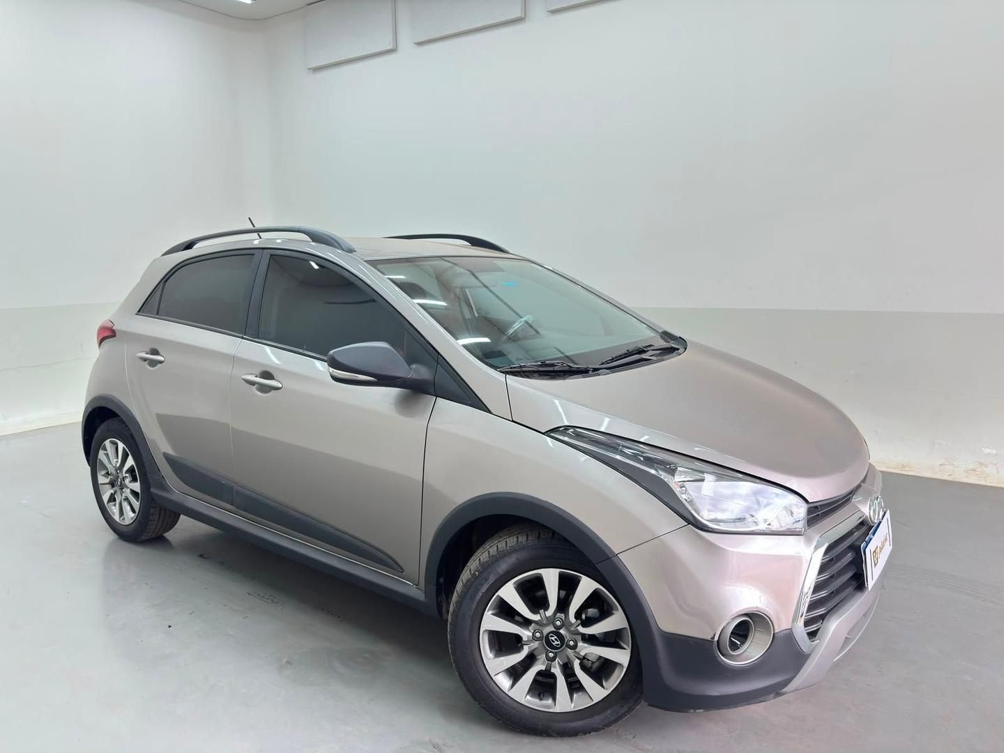 Vista principal de HYUNDAI HB20X Style 1.6 16v 2017