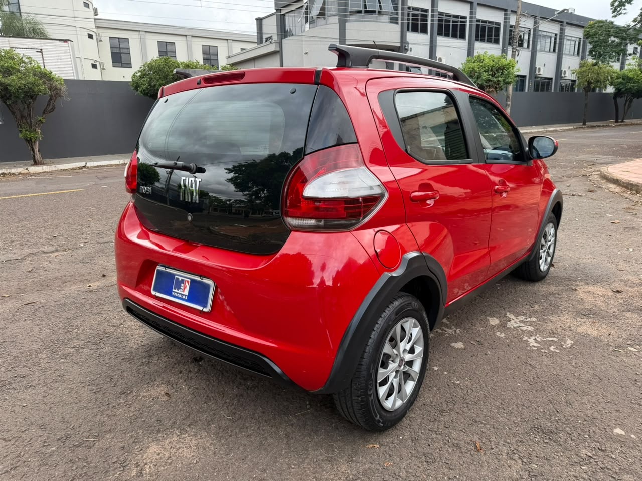 FIAT Mobi Way 1.0 2017 - miniatura 4