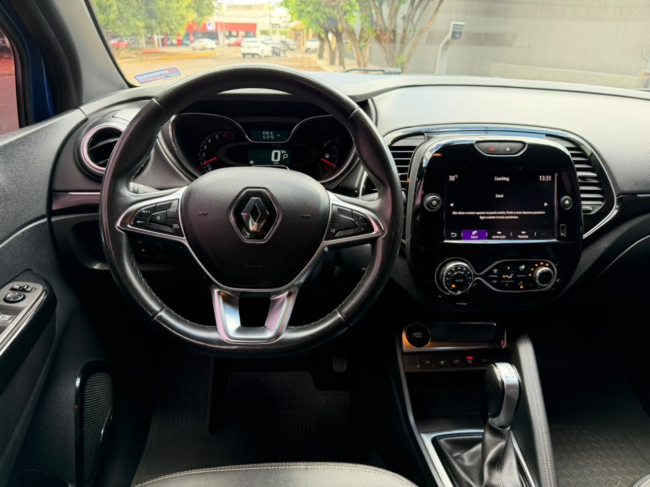 RENAULT Captur Iconic 1.3T 16v 2022 - miniatura 6