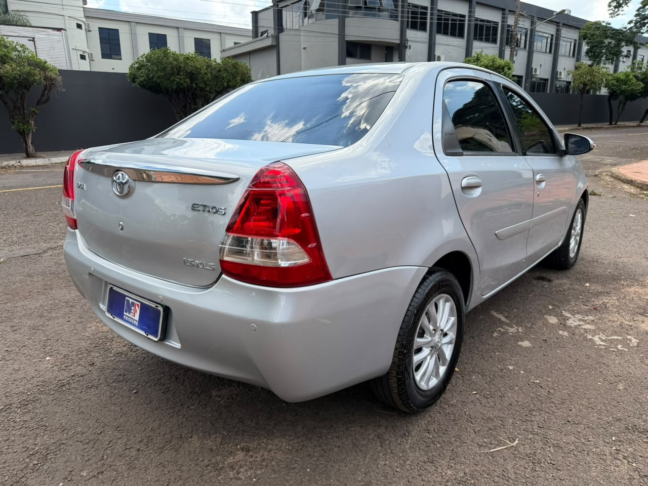 TOYOTA Etios Sedan XLS 1.5 16v 2016 - miniatura 4