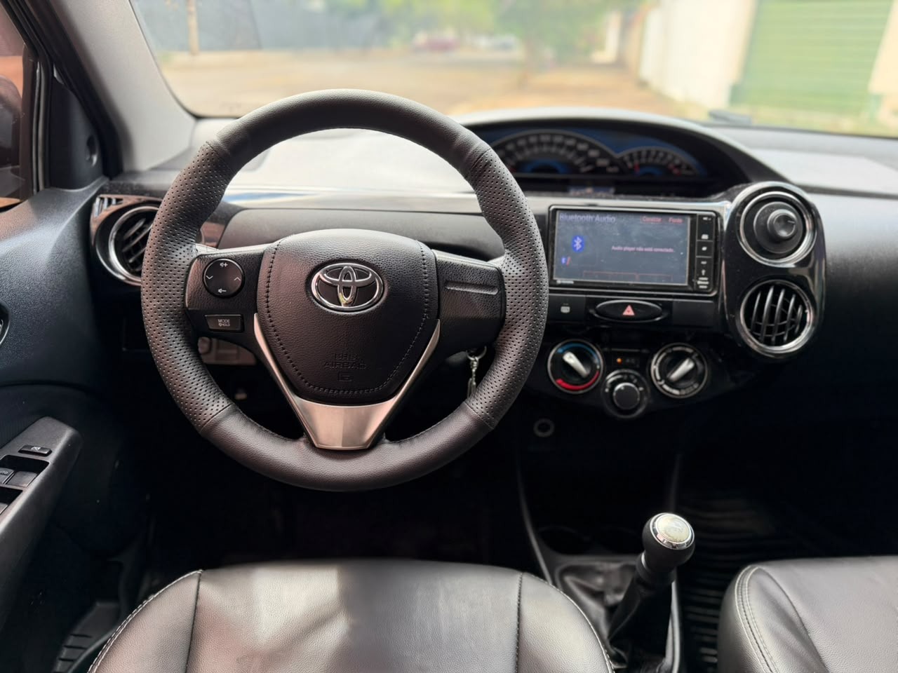 TOYOTA Etios Sedan XLS 1.5 16v 2016 - miniatura 6