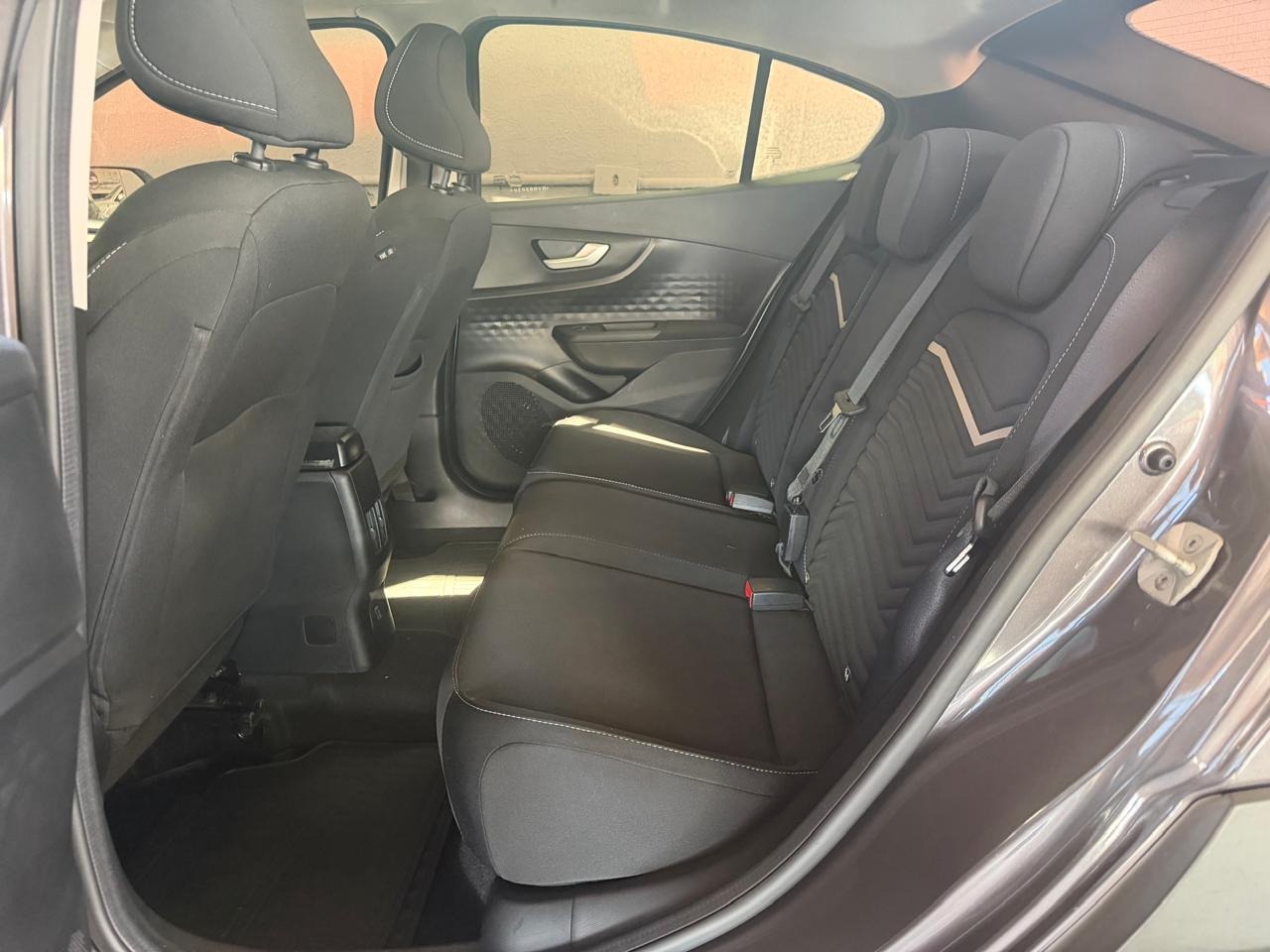 FIAT Fastback 1.0T 12v 2024 - miniatura 8