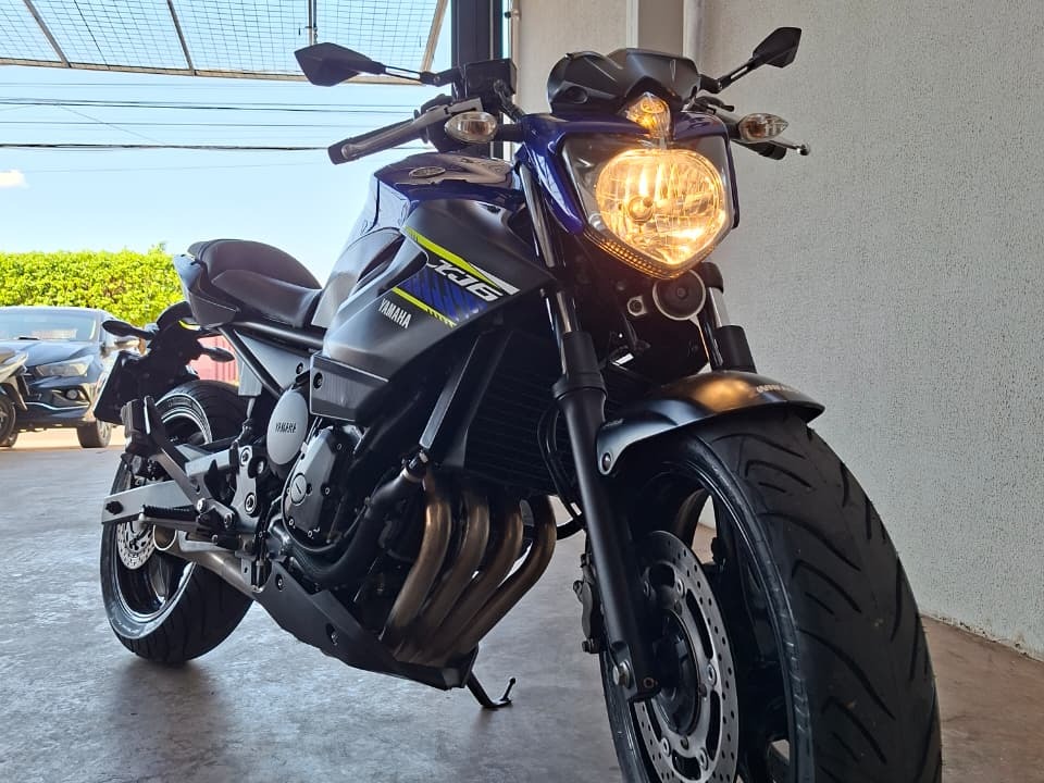 YAMAHA XJ 6 600 N 2019 - miniatura 6