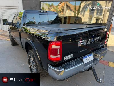 RAM 3500 Limited Edition Longhorn 6.7TDi 24v 4X4 C.D. 2024 - miniatura 4