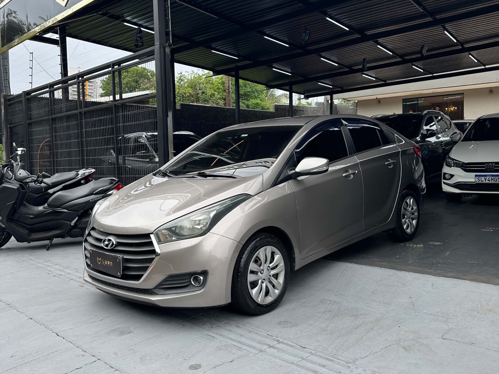 HYUNDAI HB20S Comfort Plus 1.6 16v 2018